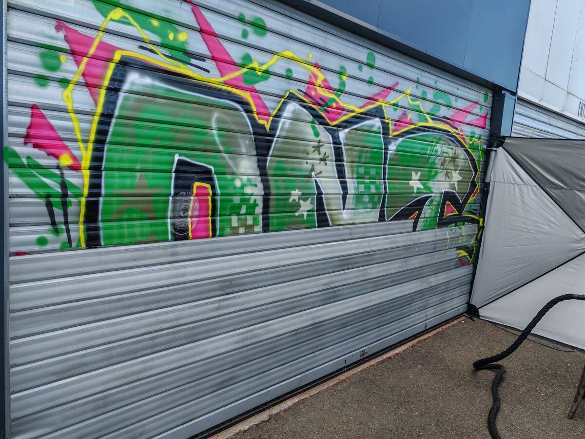 Décapage laser - Tags & mobilier urbain